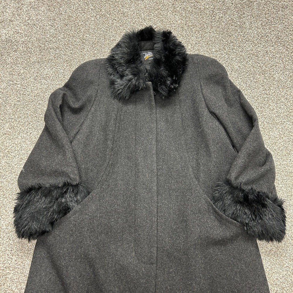 LAD Coat Womens 12P Gray Wool Overcoat Long Fur Trim Collar Cuffs Lined Pockets